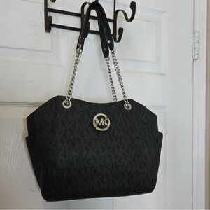 Michael Kors Large Chain Shoulder Tote Gray Signature EUC
